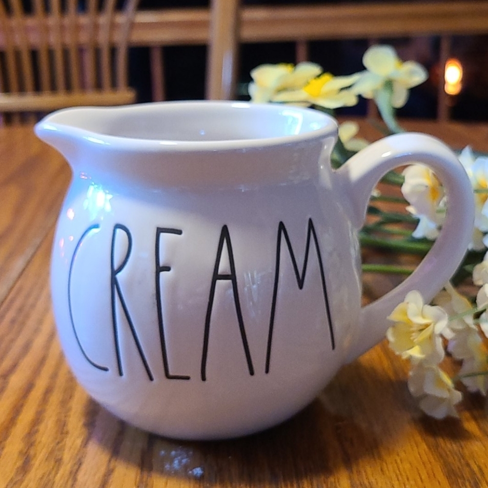 Rae Dunn CREAMER
